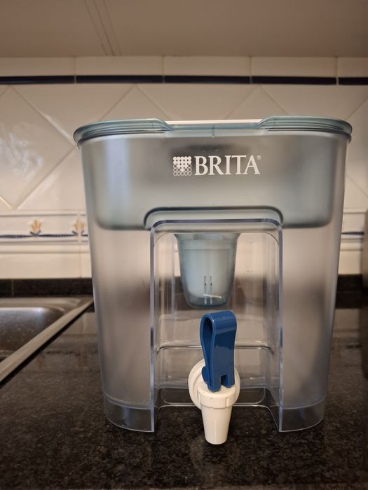 Dispensador de água com filtro  Brita XXL -8,2 L