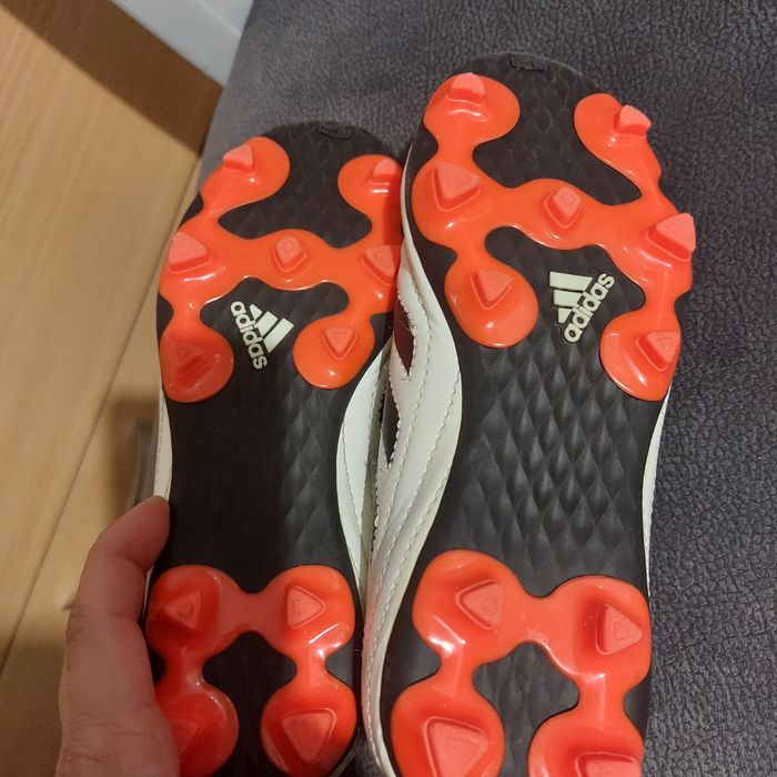 Buty piłkarskie biało czarne korki adidas goletto VI FG 31,5 cm