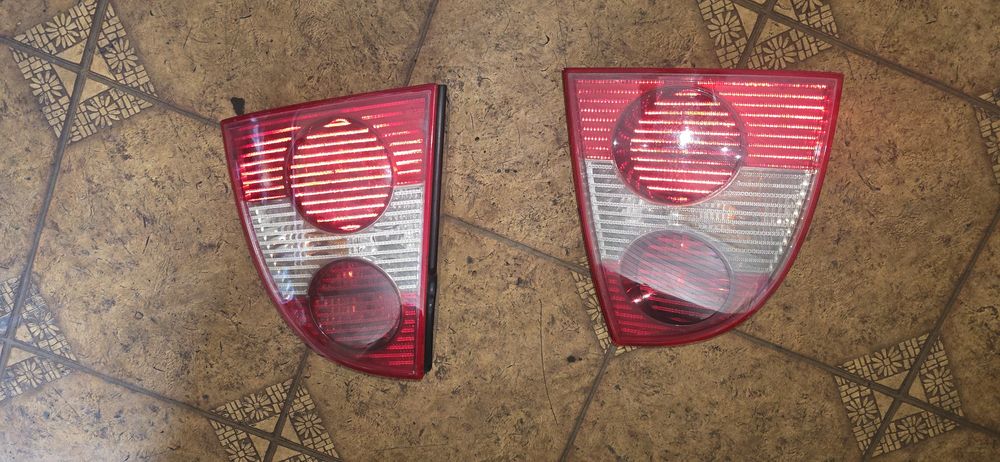 Lampa  tylna  prawa  VW Passat B5 lift
