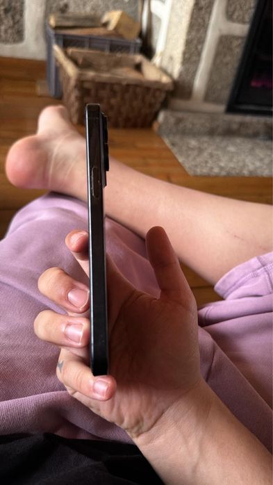 Iphone 15 Pro Max como novo