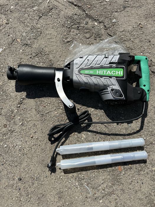 Młot wyburzeniowy HITACHI H65 SB2