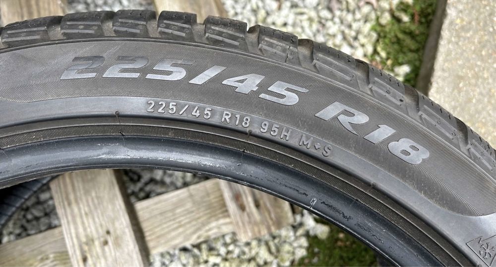 Шини 7.2мм 2022 рік 225/45 R18 Pirelli комплкт зима