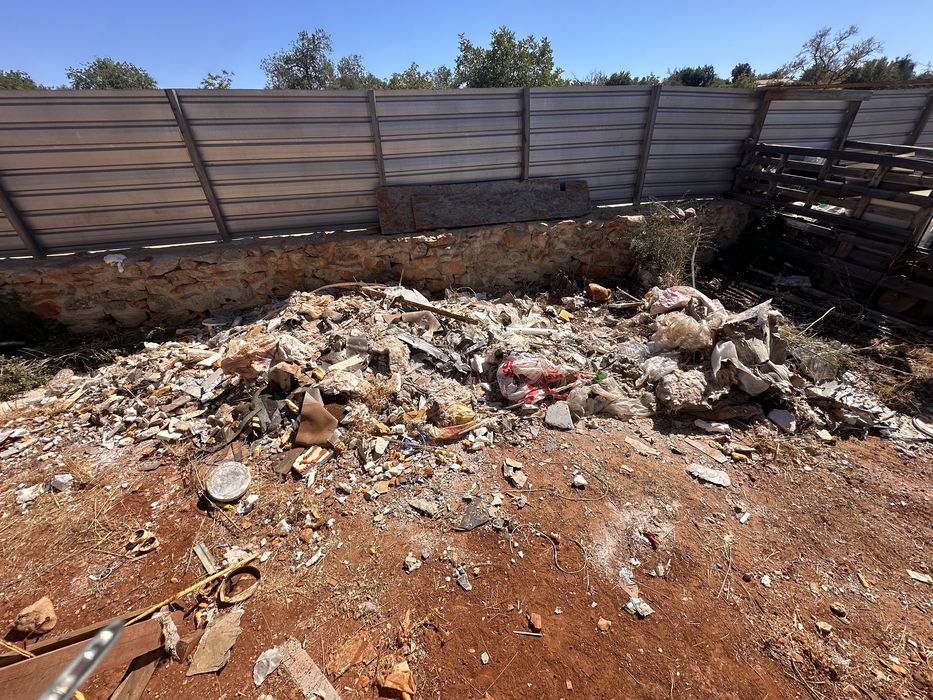 Recolha de Entulho, Limpeza de Terrenos e Jardinagem | Algarve