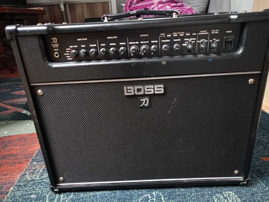 Boss katana artist mk1 + footswitch GA FC