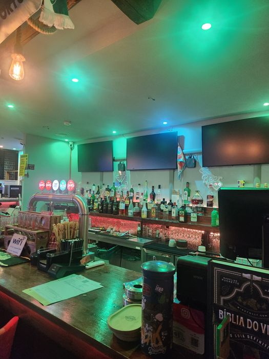 Trespasse Sports café