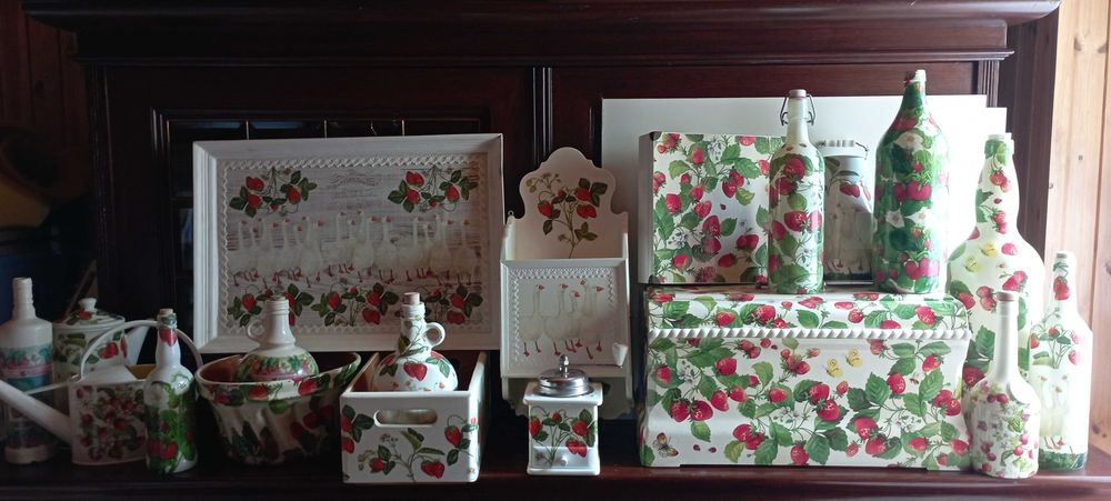 Skrzynka na przechowywanie gęsi truskawki kuchnia rustykalna decoupage