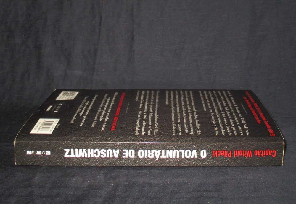 Livro O voluntário de Auschwitz Capitão Witold Pilecki Vogais