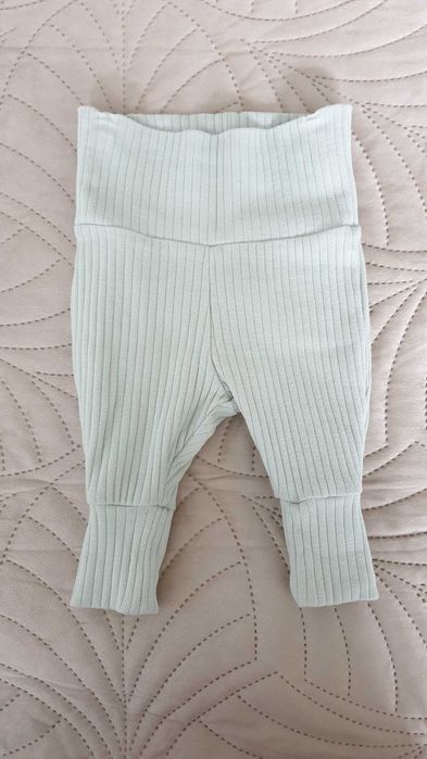 spodenki + body komplet r. 50/56