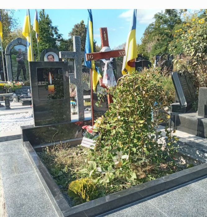 Пам'ятники,встановлення пам'ятников,ремонтні роботи