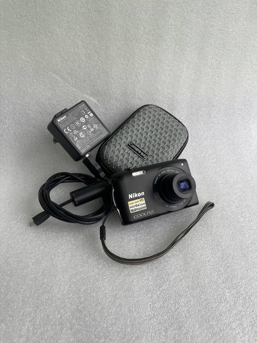 nikon coolpix s3300 - купити фототехніку, відеотехніку - Ціна на