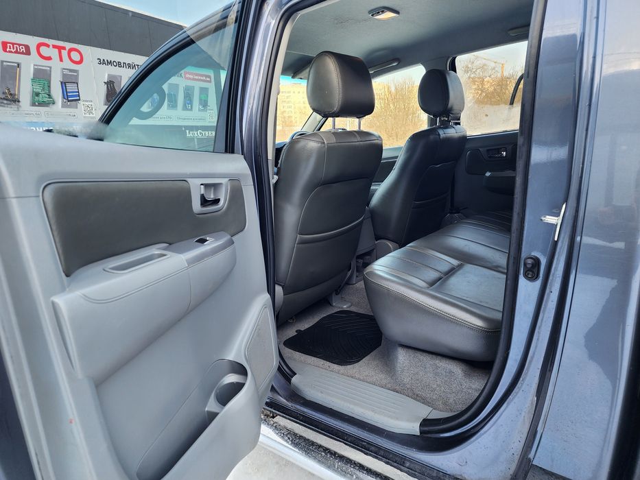 Toyota Hilux 3.0 Diesel 2011 рік в Україні!