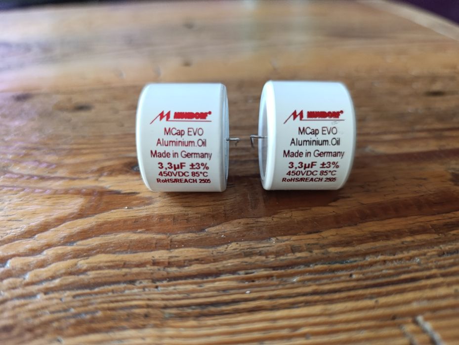 Kondensatory MKP Mundorf Mcap EVO oil
