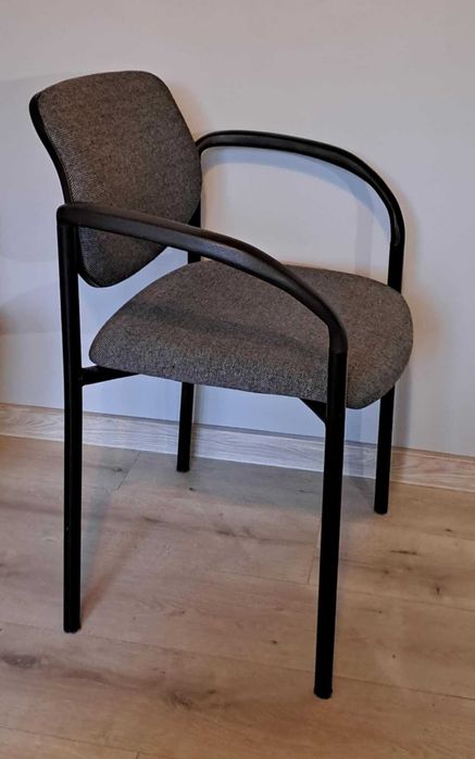 Fotel krzesło do biura HomeOffice czarno-szare proste wygodne jak nowe