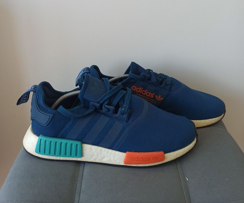 Чоловічі Кросівки Adidas NMD R1 Oригінал Розмір 44-28см