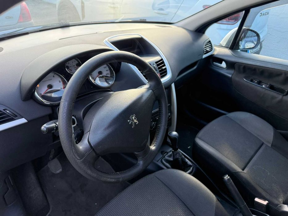 PEUGEOT 1.4 HDI - 2012