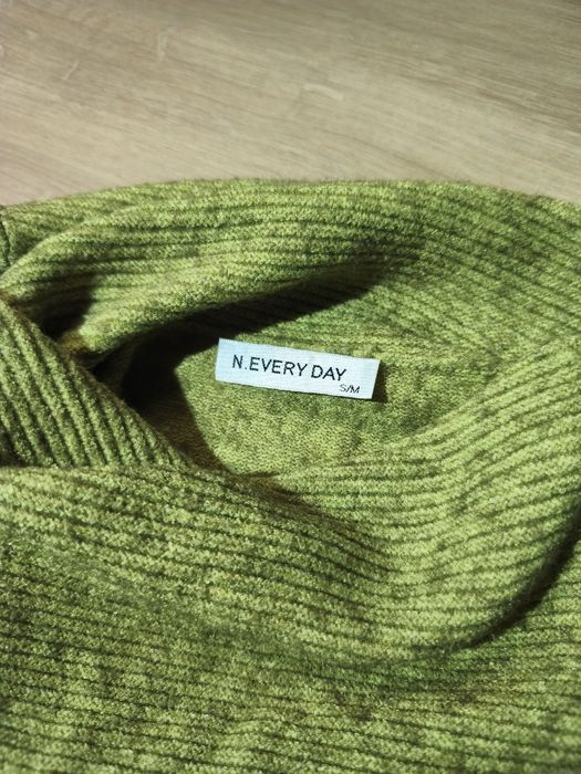 Sweter golf damski limonkowy M/38/10 N.Every Day