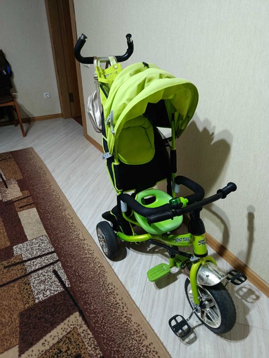 велосипед дитячий триколісний з батьківською ручкою
