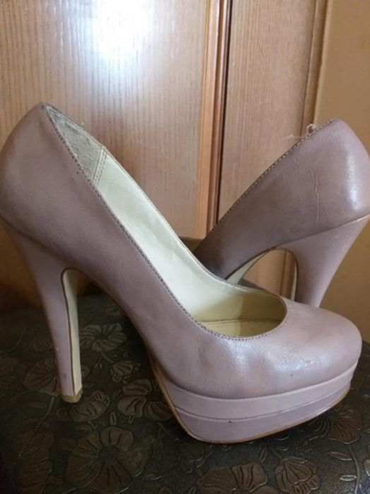 Туфлі жіночі 39 розмір