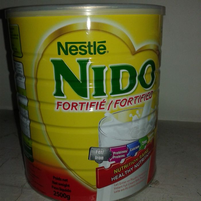 Lata de leite Nido 900g