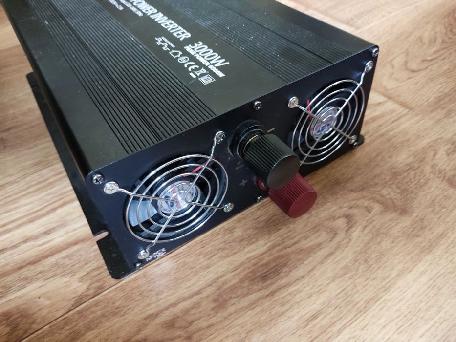 Інвертор 12в/220в 3000w