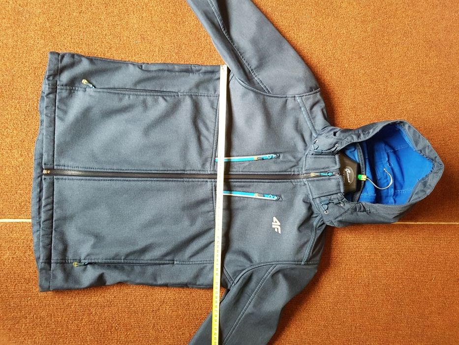Kurtka 4f softshell