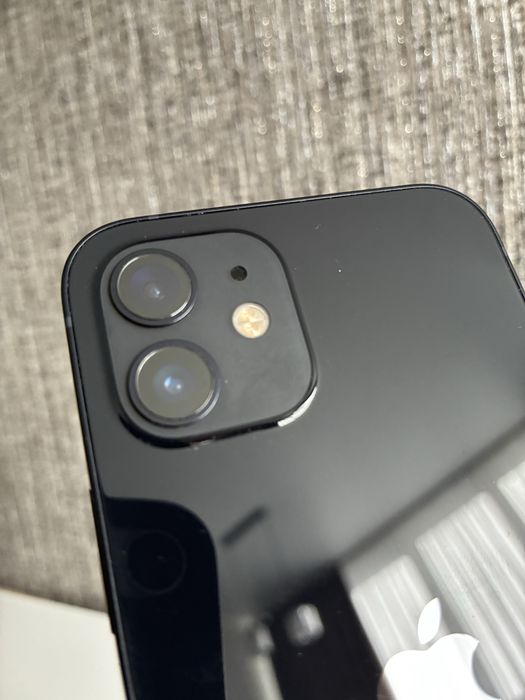 Apple Iphone 12 на 64 Gb