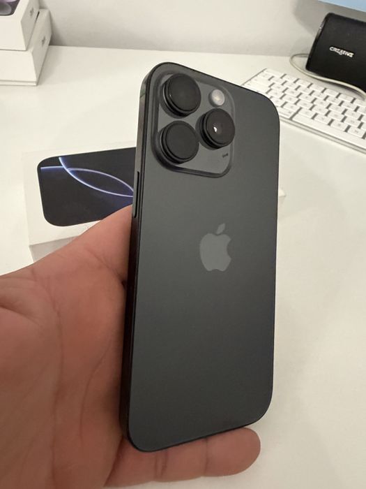 iPhone 16 Pro 256gb Titanium Black Idealny