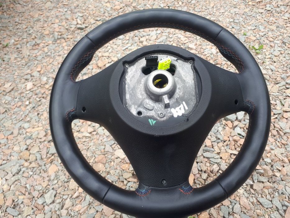 Kierownica Skórzana airbag bmw m3 e92 e93 e90 v8 420km