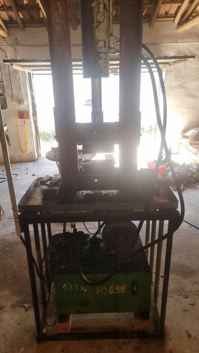 Prensa cutelaria 25 toneladas