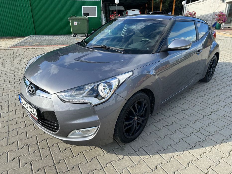 Hyundai Veloster