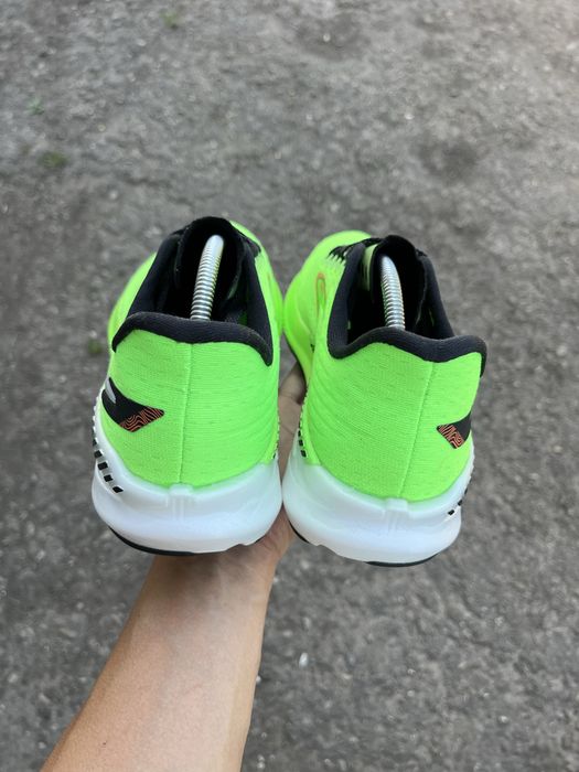 Оригінальні Кросівки Brooks