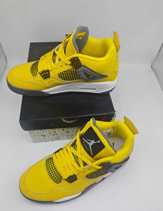 Air Jordan 4 retro "tour yellow" EU 46