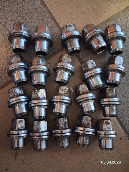 Колесні гайки LAND ROVER Range Rover