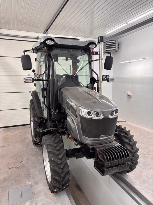 Трактор Скаут TE-504C з кондиціонером