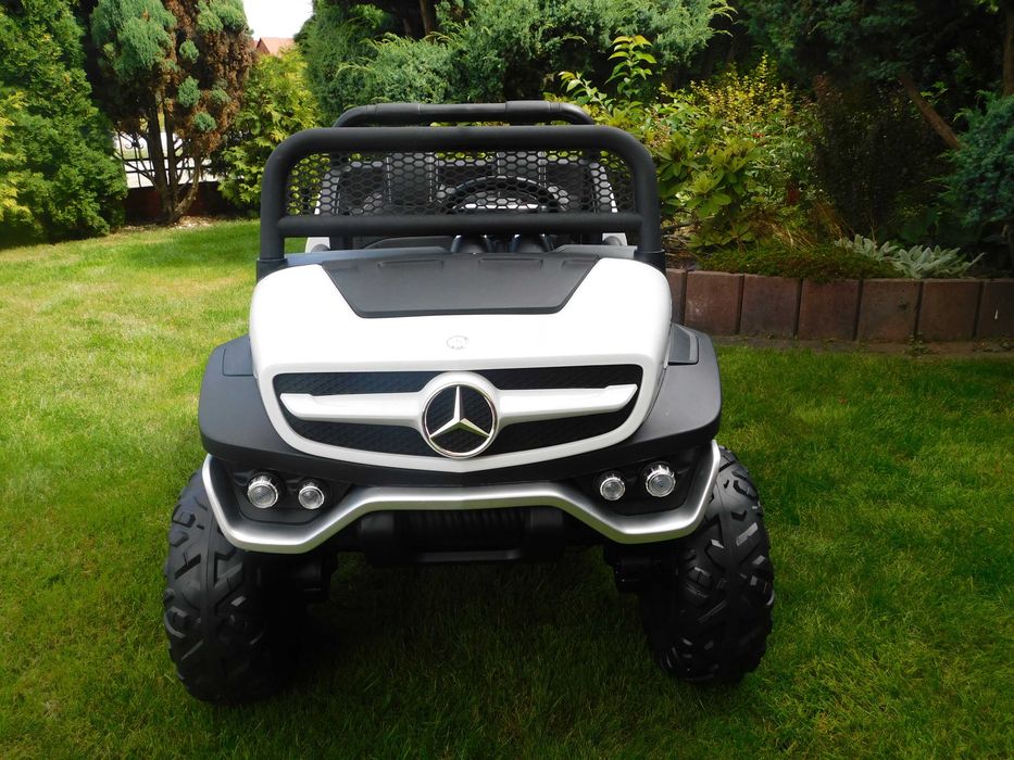 BARDZO DUŻY Samochód na Akumulator Mercedes Unimog 4x4 AUTO