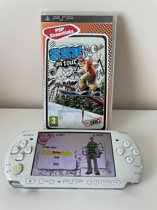 SSX on Tour - (PSP Essentials) - Completo & Testado