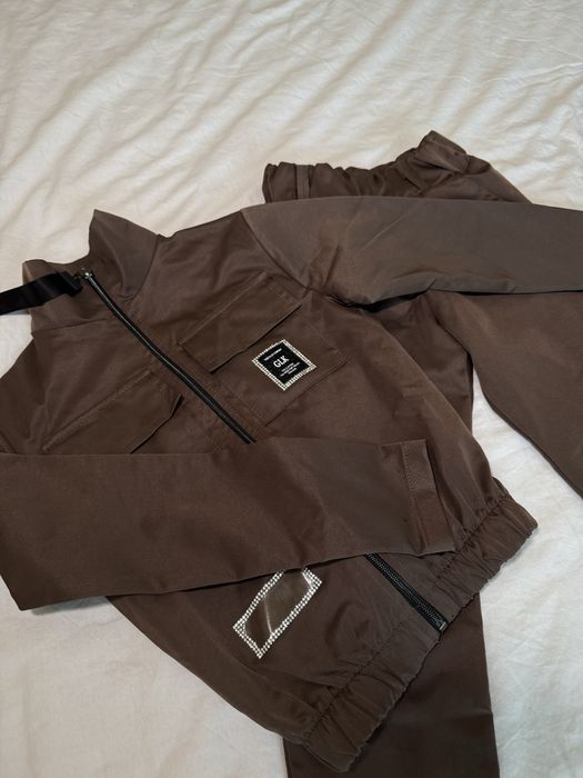 Спортивний костюм на дівчинку