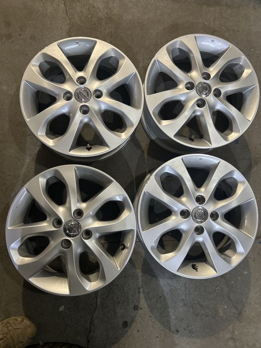 Felgi nissan oryginał 15’