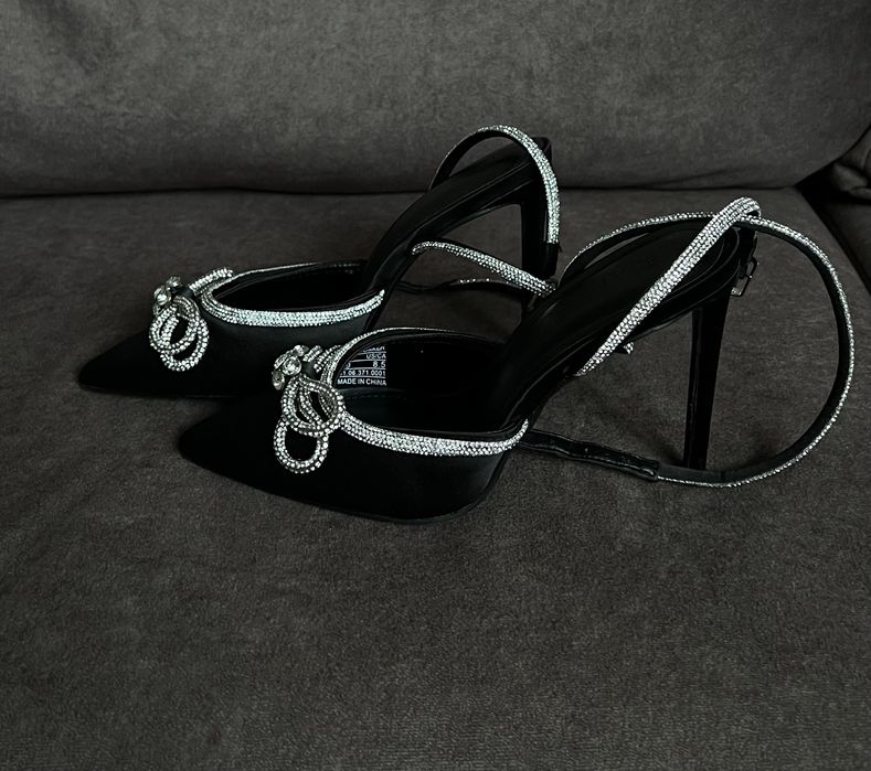 Туфлі на підборах