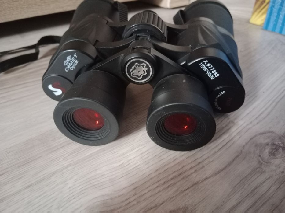 Lornetka firmy Comet Optical