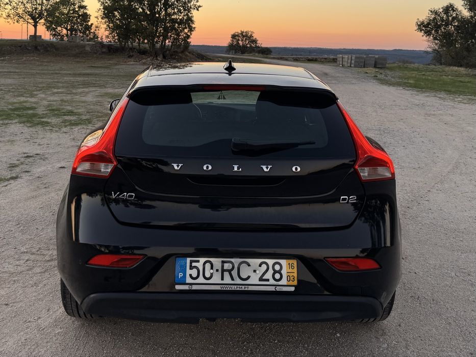 Volvo v40 d2 Kinetic eco, 2.0 120cv de 2016 — photo 3