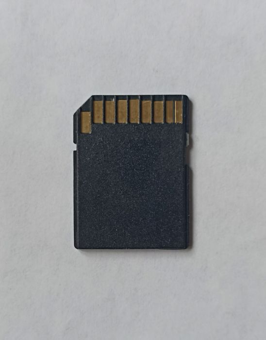 micro SD 16 gb Карта Памяти с Адаптером