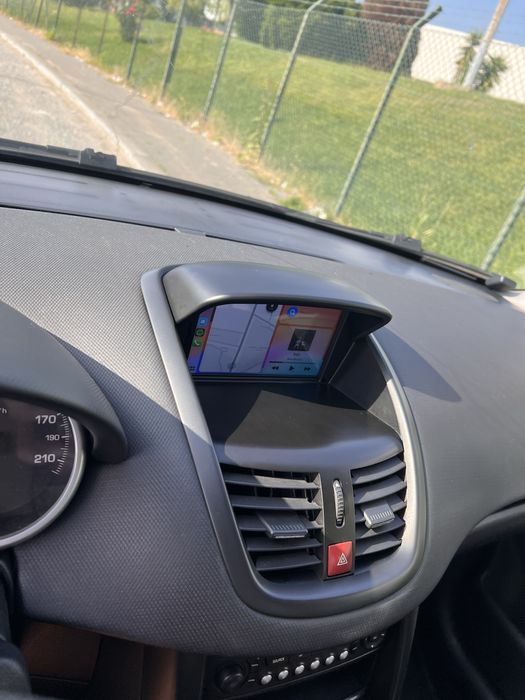 Radio peugeot 207 8 CORE Carplay e Android Auto