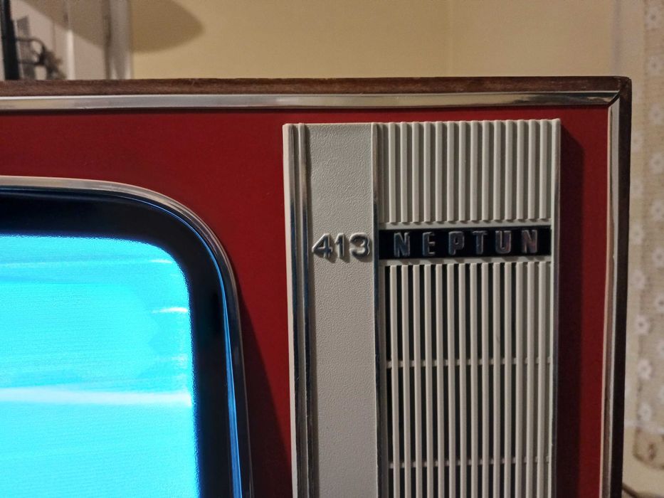 Telewizor kineskopowy Neptun 413 z przystawką ZTA 202