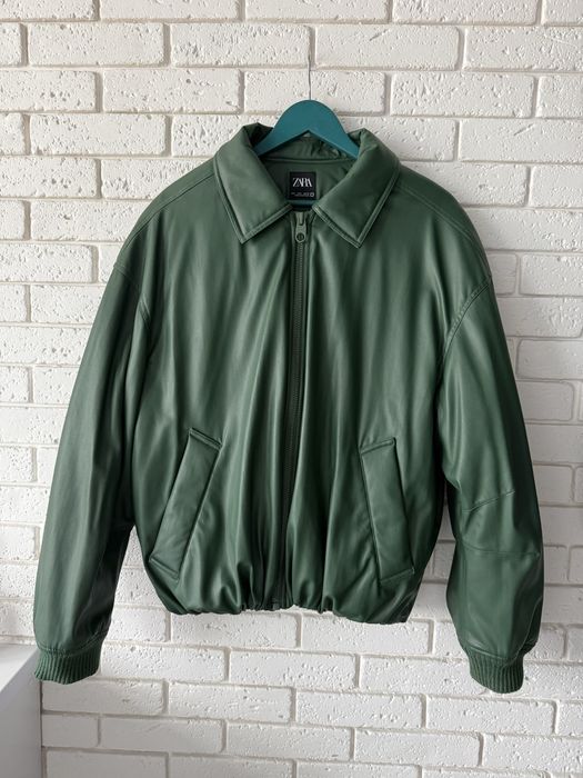 Куртка Zara екошкіра oversize зелена нова L