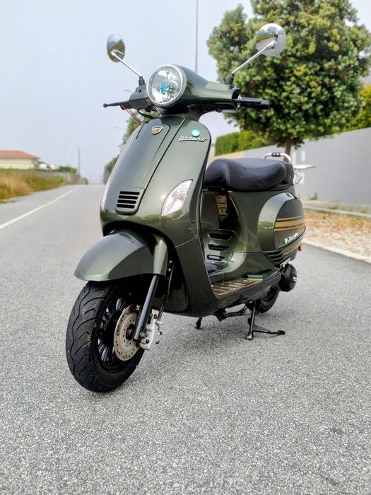 Neco Azzurro 125 mota scooter