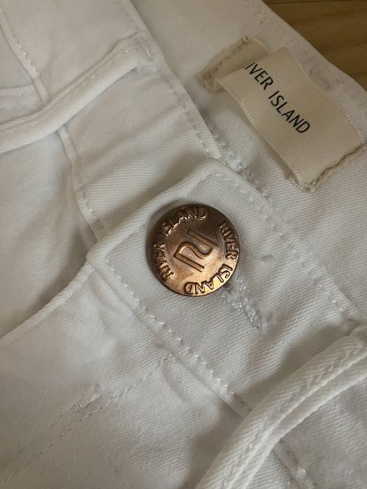 River island jeansy białe spodnie z rozdarciami oryginalne