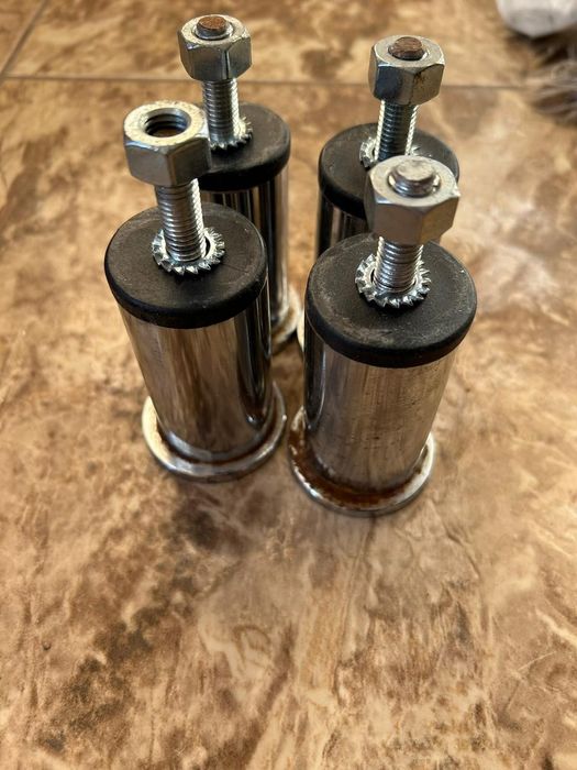 Ножки для двохспального ліжка