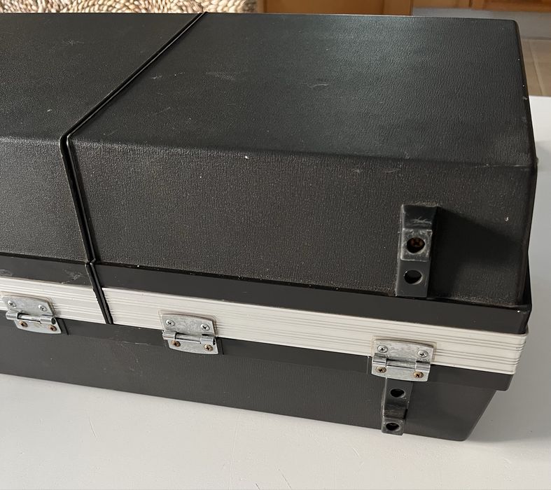 Vendo Gira Discos com Radio portátil Aiwa