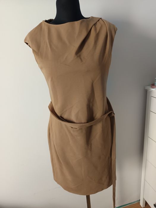 Elegancka sukienka rene lezard rozmiar m